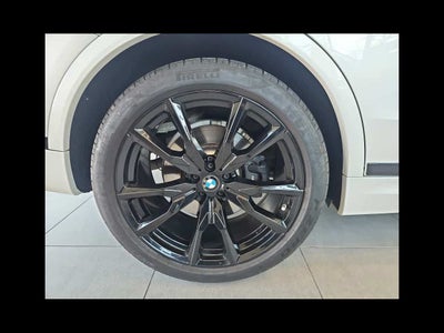 2024 BMW X7 xDrive40i Sports Activity Vehicle
