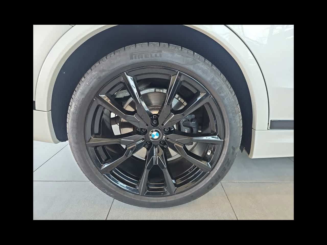 2024 BMW X7 xDrive40i Sports Activity Vehicle