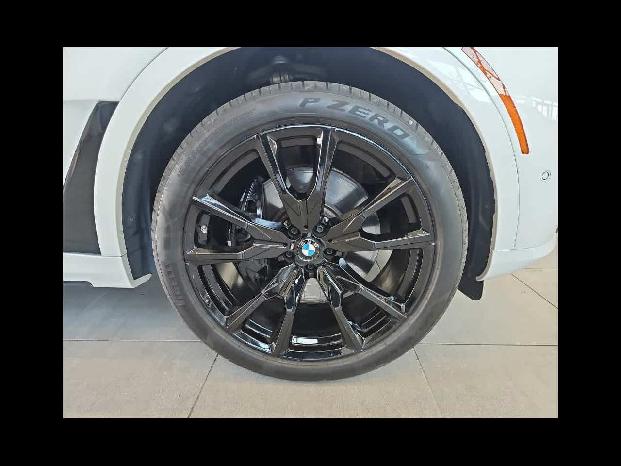 2024 BMW X7 xDrive40i Sports Activity Vehicle