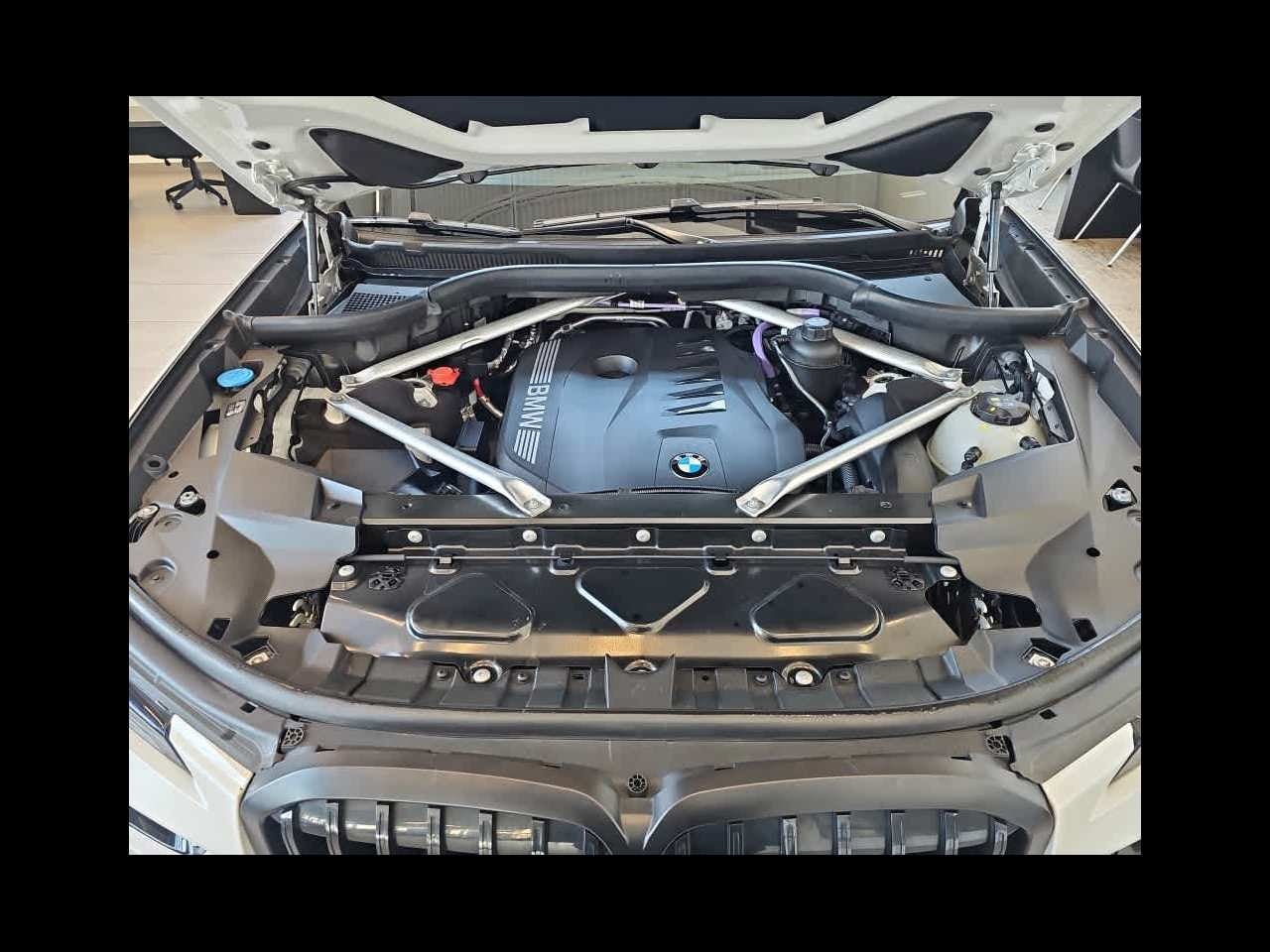2024 BMW X7 xDrive40i Sports Activity Vehicle