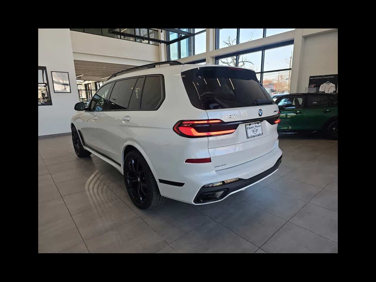 2024 BMW X7 xDrive40i Sports Activity Vehicle