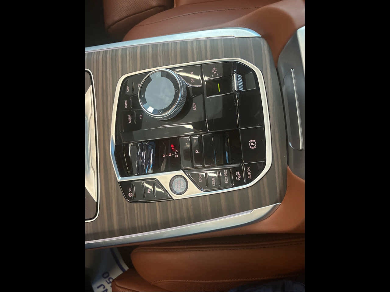 2025 BMW X7 M60i Sports Activity Vehicle