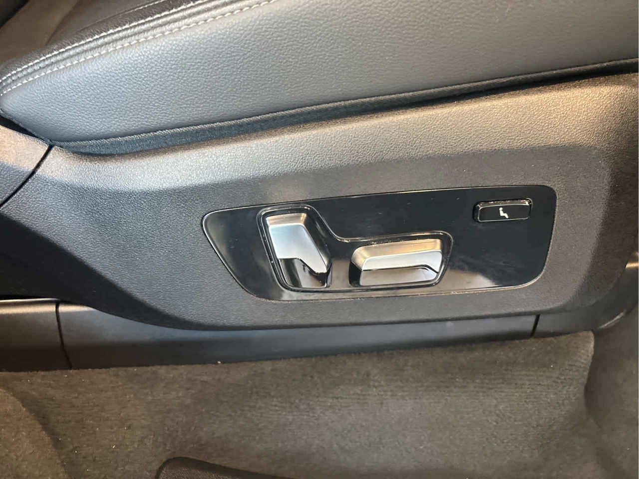 2019 BMW X7 xDrive50i Sports Activity Vehicle