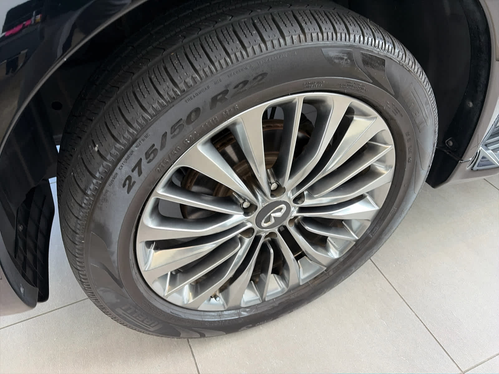2019 INFINITI QX80 LUXE AWD