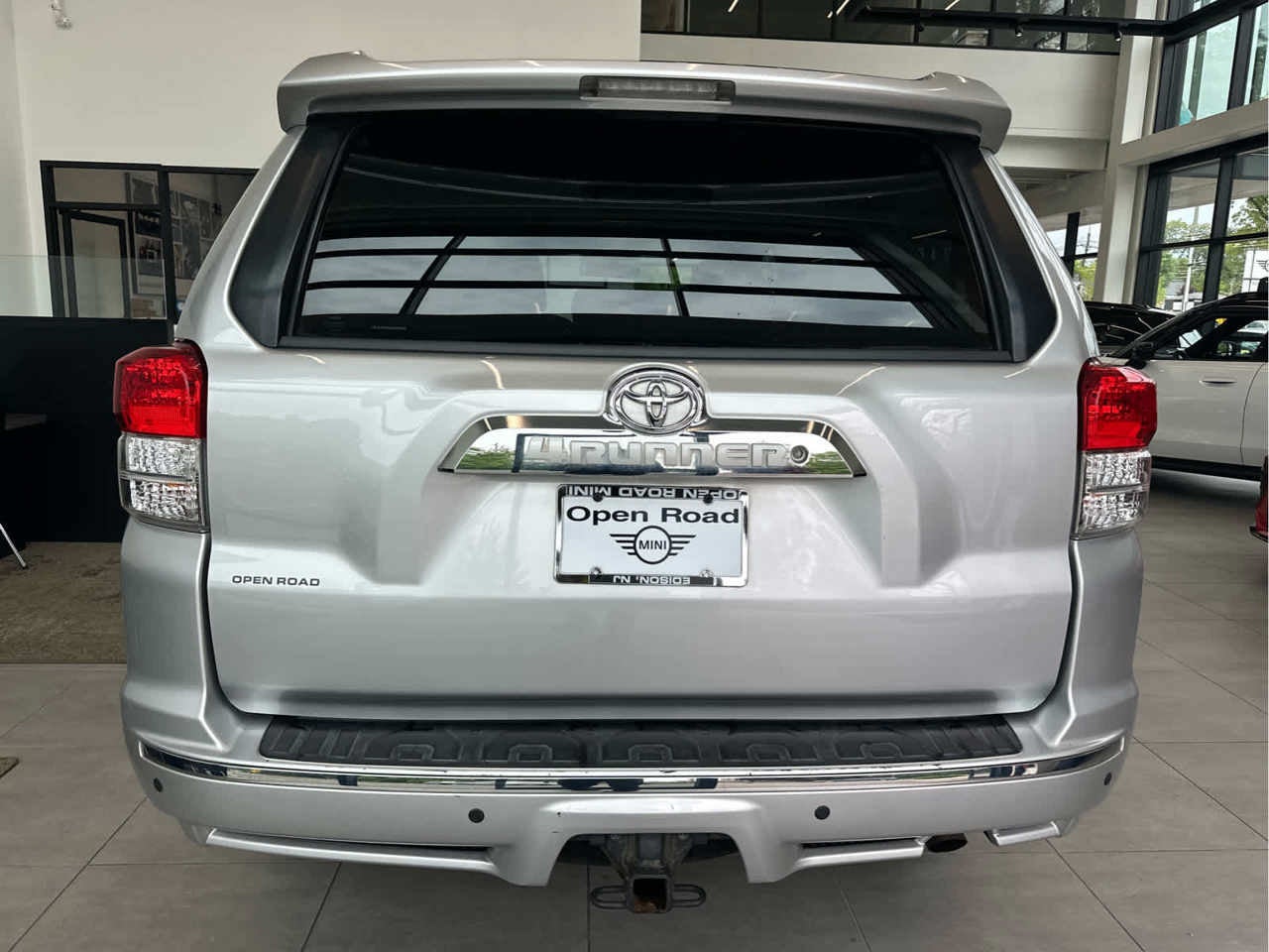 2010 Toyota 4Runner RWD 4dr V6 SR5