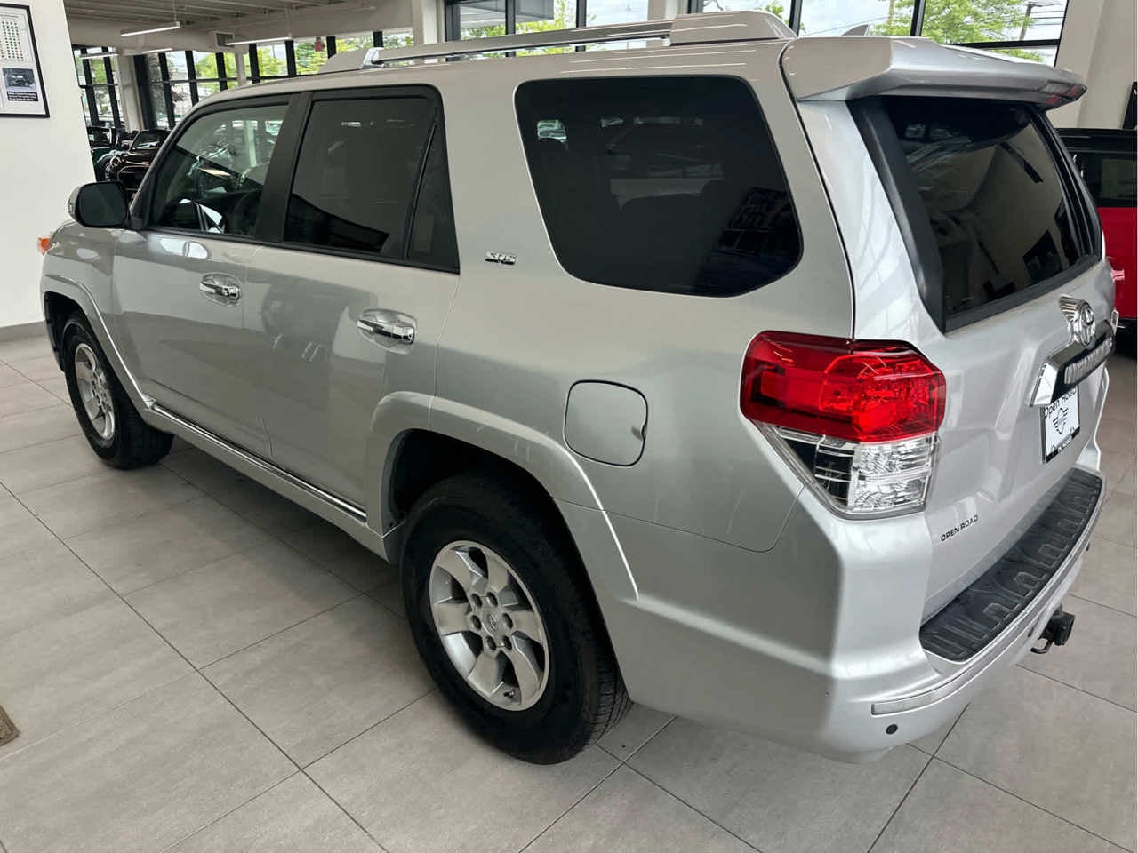 2010 Toyota 4Runner RWD 4dr V6 SR5