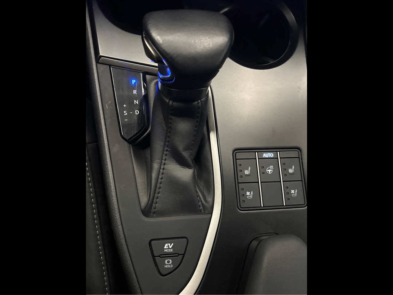 2024 Lexus UX UX 250h Premium AWD