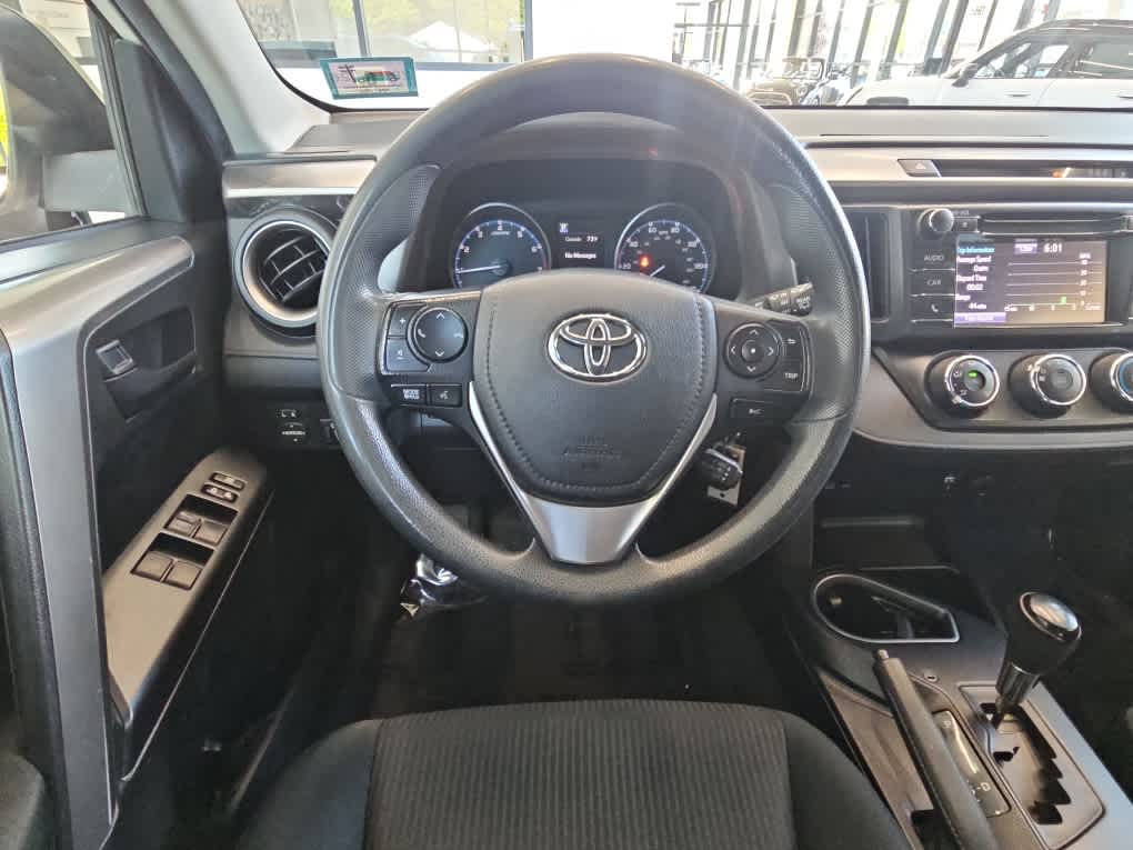 2017 Toyota RAV4 LE AWD