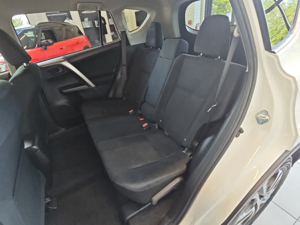 2017 Toyota RAV4 LE AWD