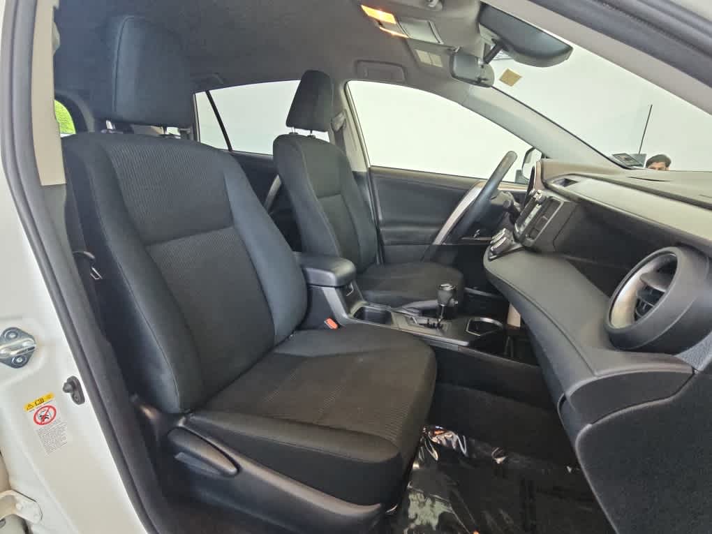 2017 Toyota RAV4 LE AWD