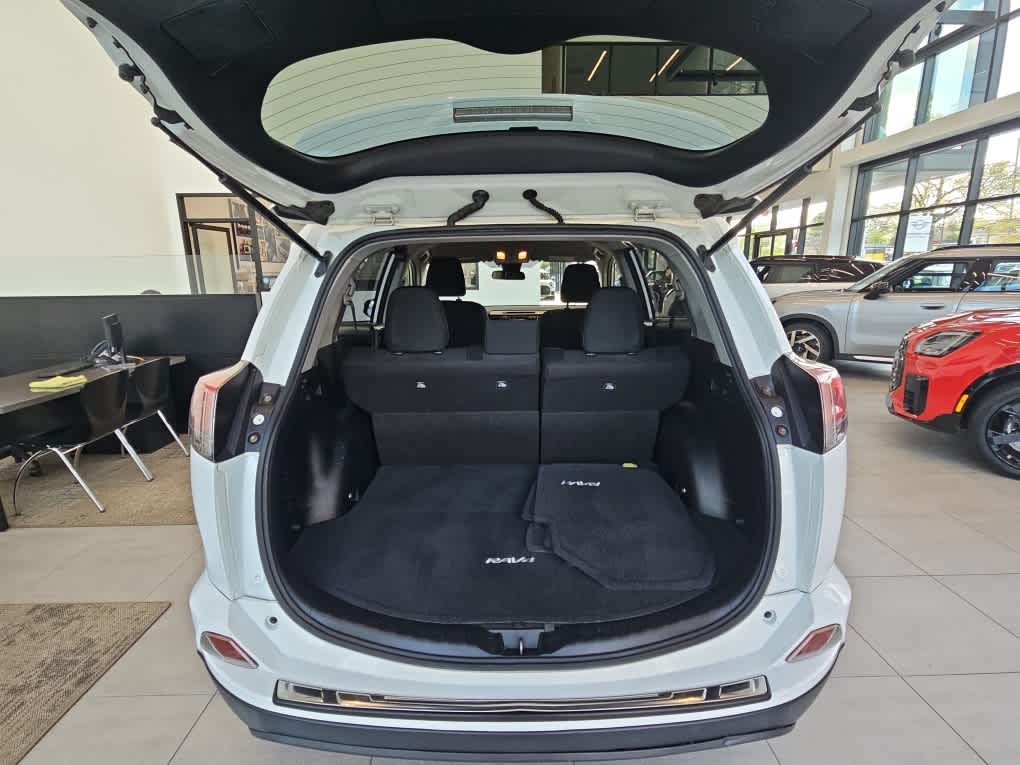 2017 Toyota RAV4 LE AWD