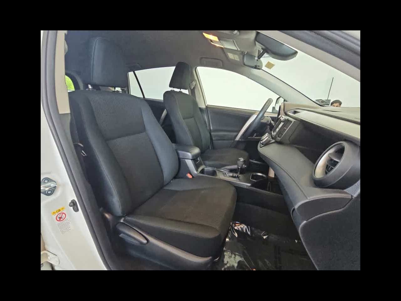 2017 Toyota RAV4 LE AWD