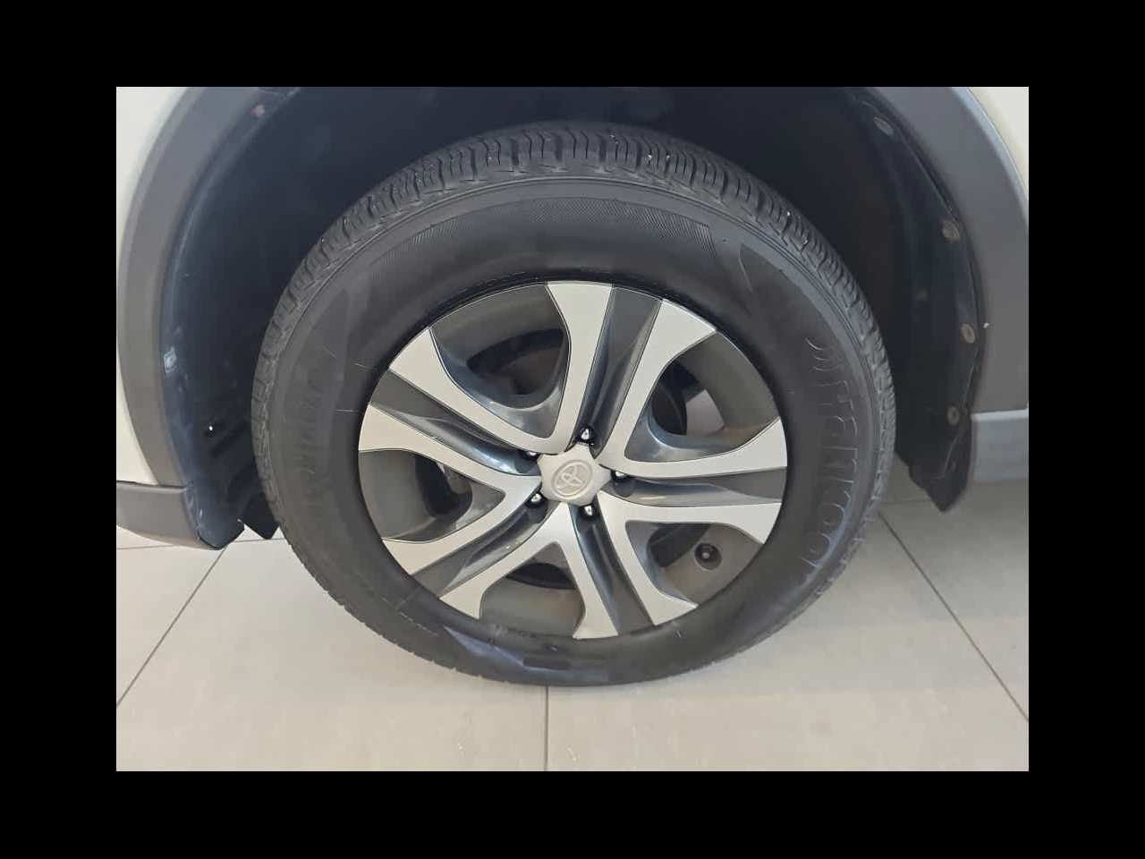 2017 Toyota RAV4 LE AWD