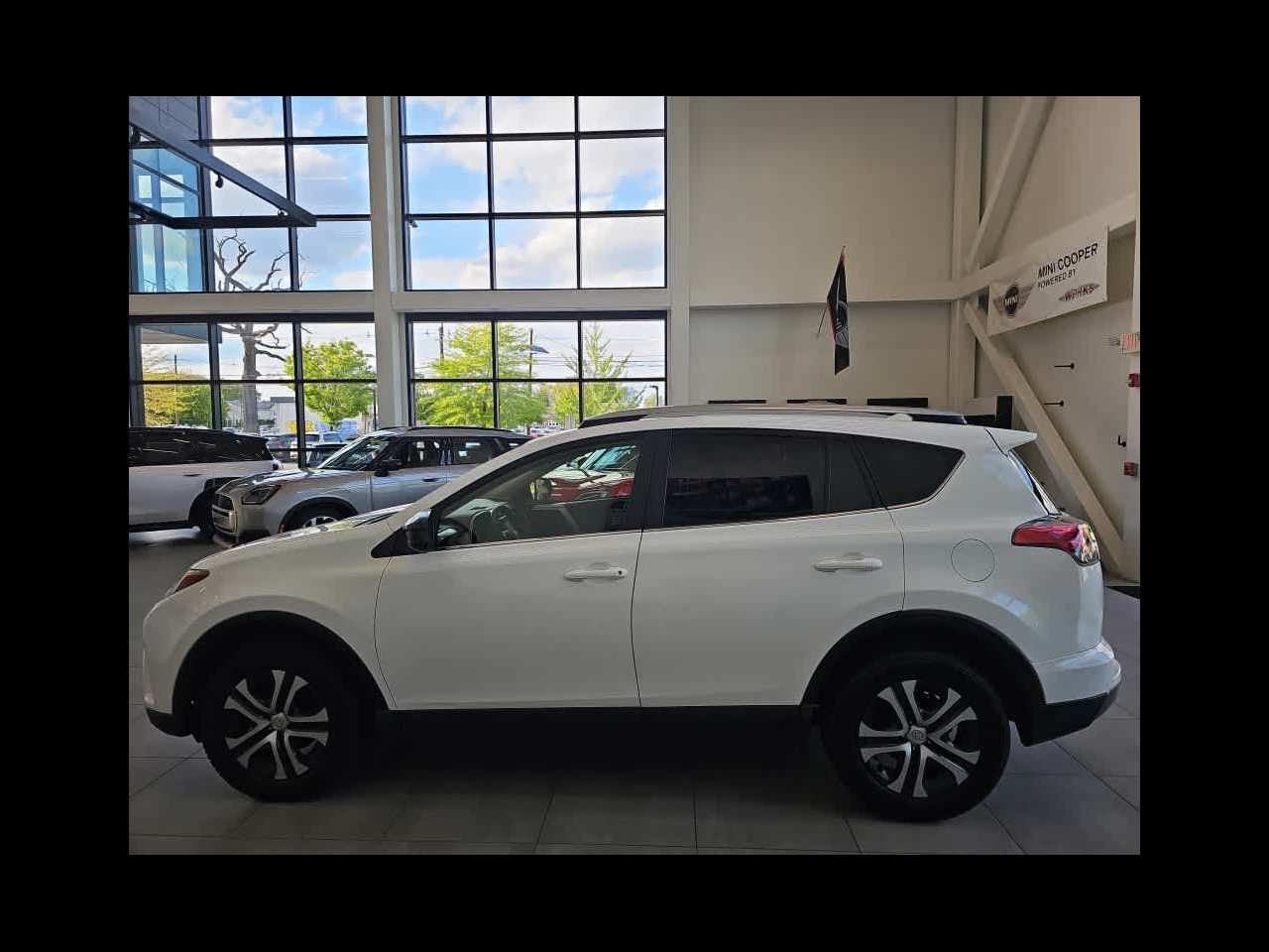2017 Toyota RAV4 LE AWD