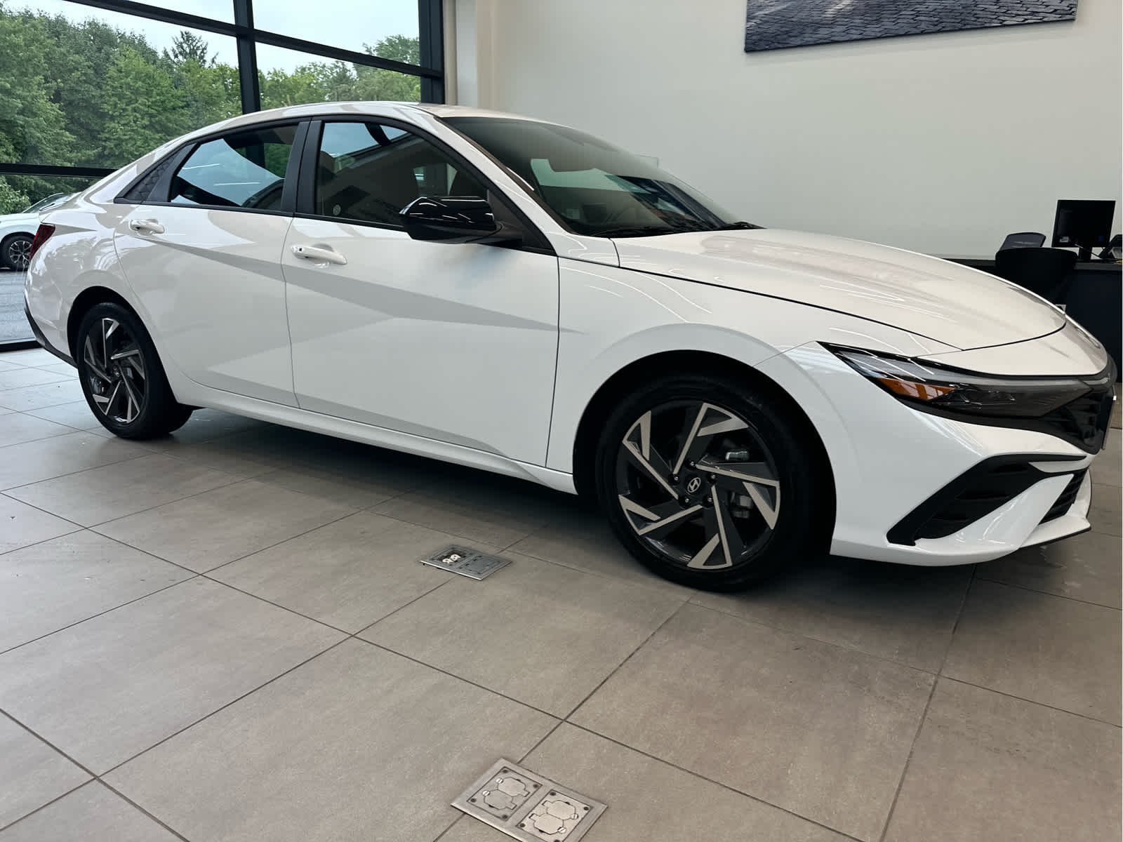 2025 Hyundai Elantra Hybrid SEL Sport DCT