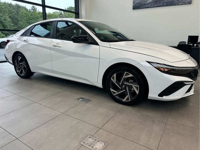 2025 Hyundai Elantra Hybrid SEL Sport DCT