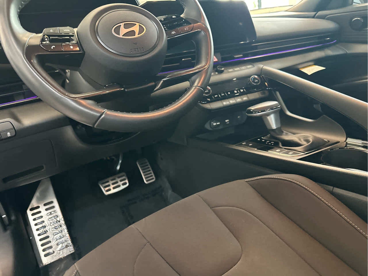 2025 Hyundai Elantra Hybrid SEL Sport DCT