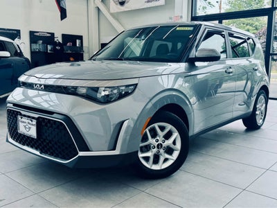 2023 Kia Soul LX IVT