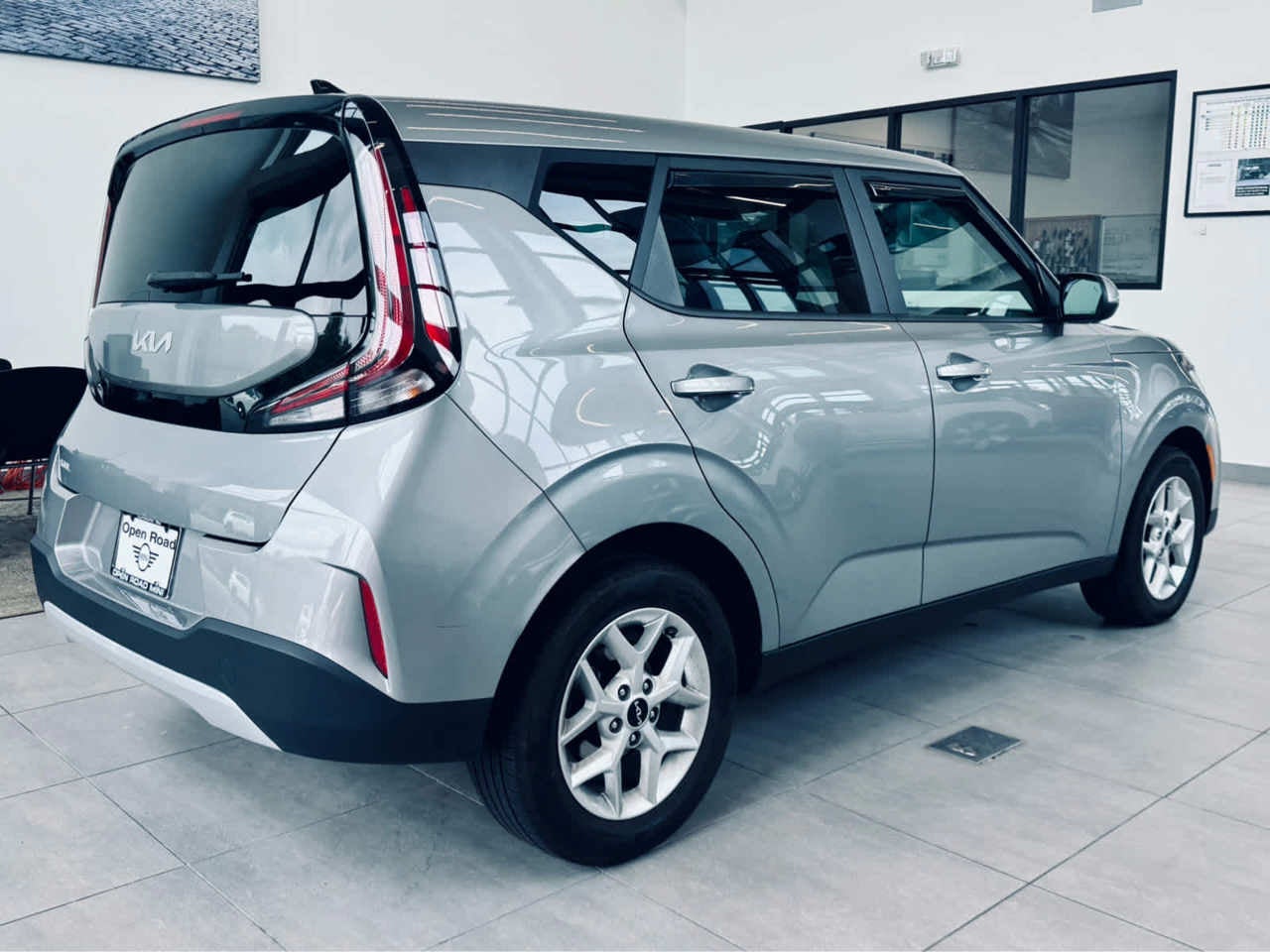 2023 Kia Soul LX IVT
