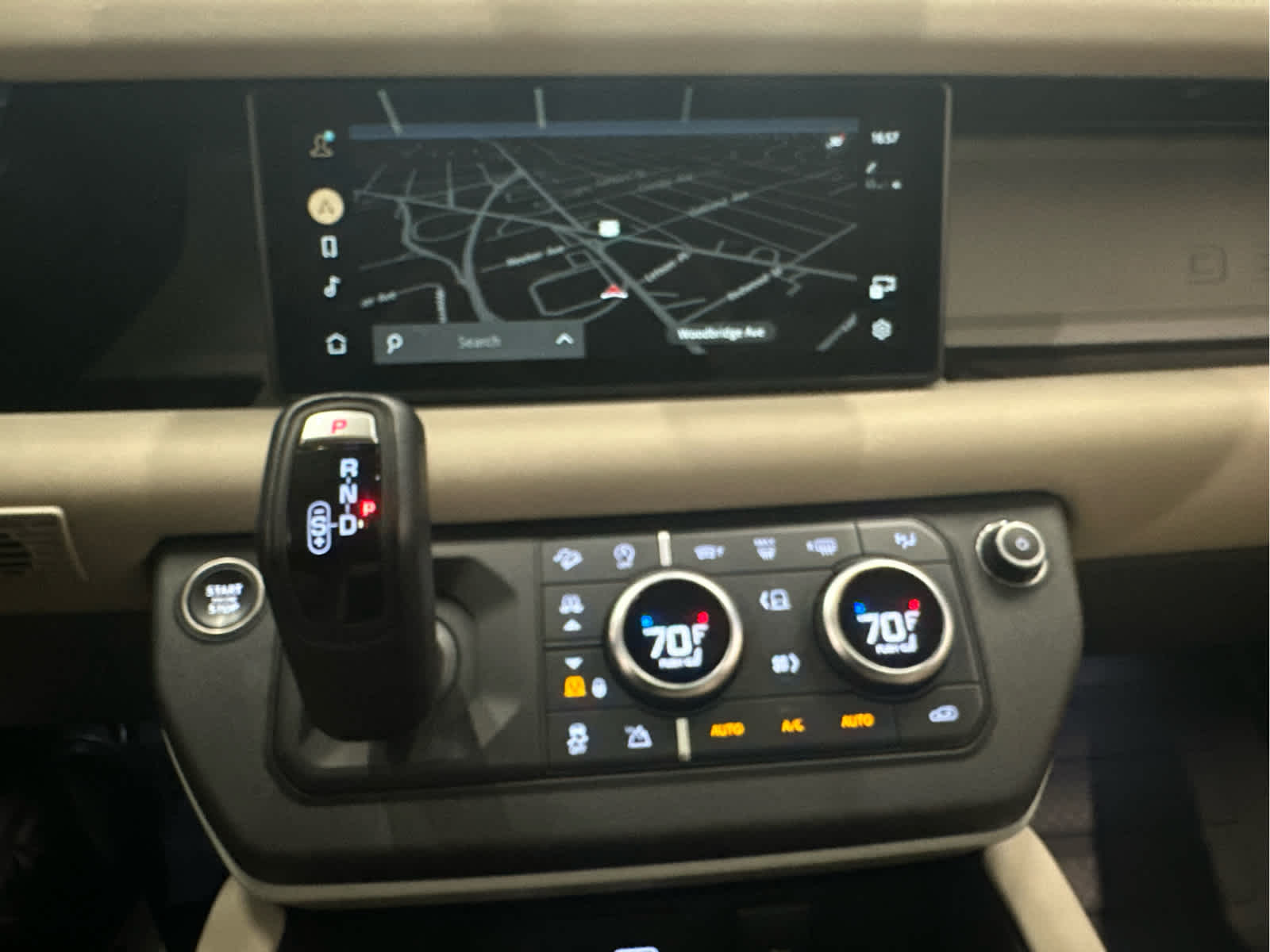 2024 Land Rover Defender 110 P300 S