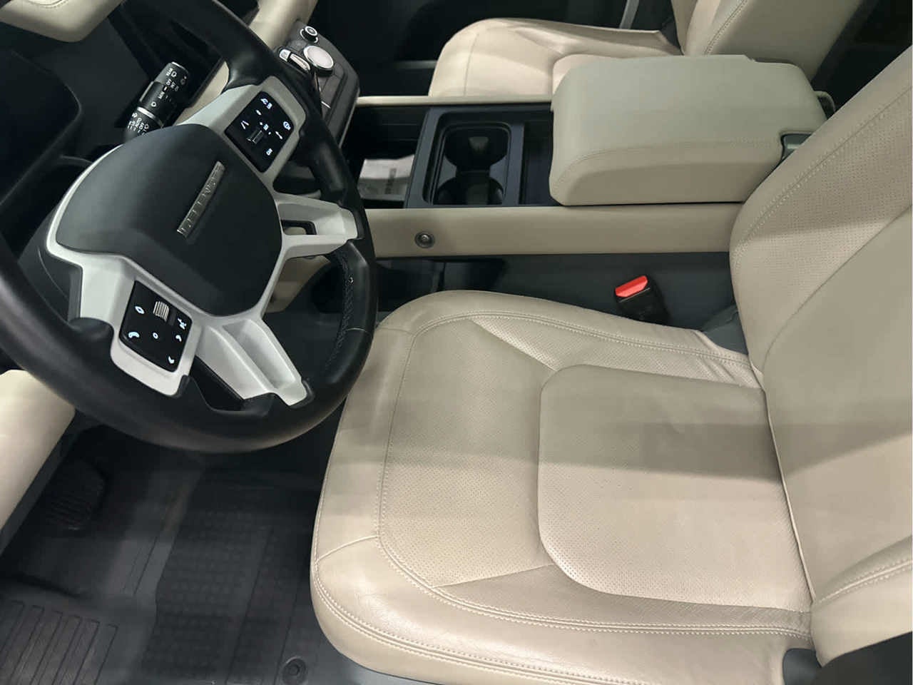 2024 Land Rover Defender 110 P300 S