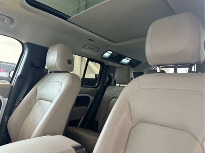 2024 Land Rover Defender 110 P300 S