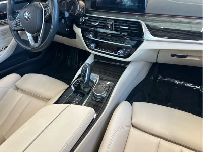 2019 BMW 5 Series 530i xDrive Sedan
