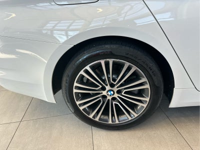 2019 BMW 5 Series 530i xDrive Sedan