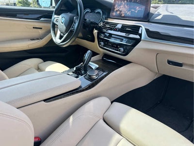 2019 BMW 5 Series 530i xDrive Sedan