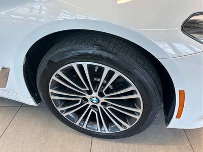 2019 BMW 5 Series 530i xDrive Sedan