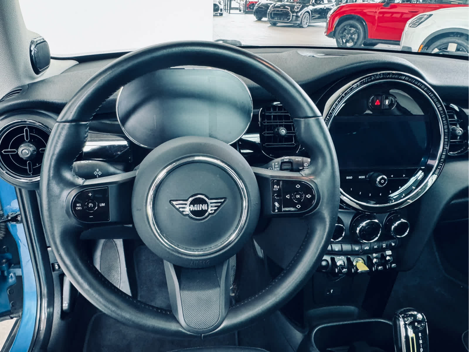 2024 MINI HARDTOP 2 DOOR Cooper SE FWD
