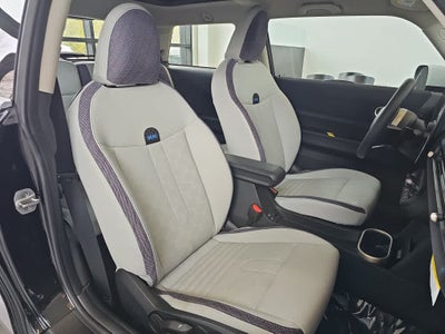 2025 MINI HARDTOP 2 DOOR C Signature Trim FWD