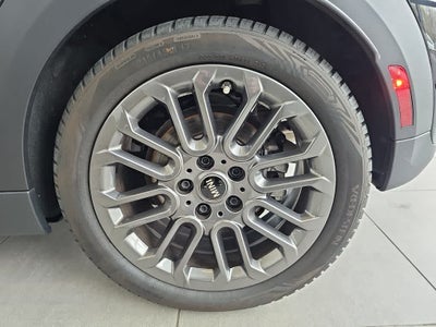 2025 MINI HARDTOP 2 DOOR C Signature Trim FWD