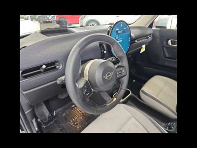 2025 MINI HARDTOP 2 DOOR C Signature Trim FWD