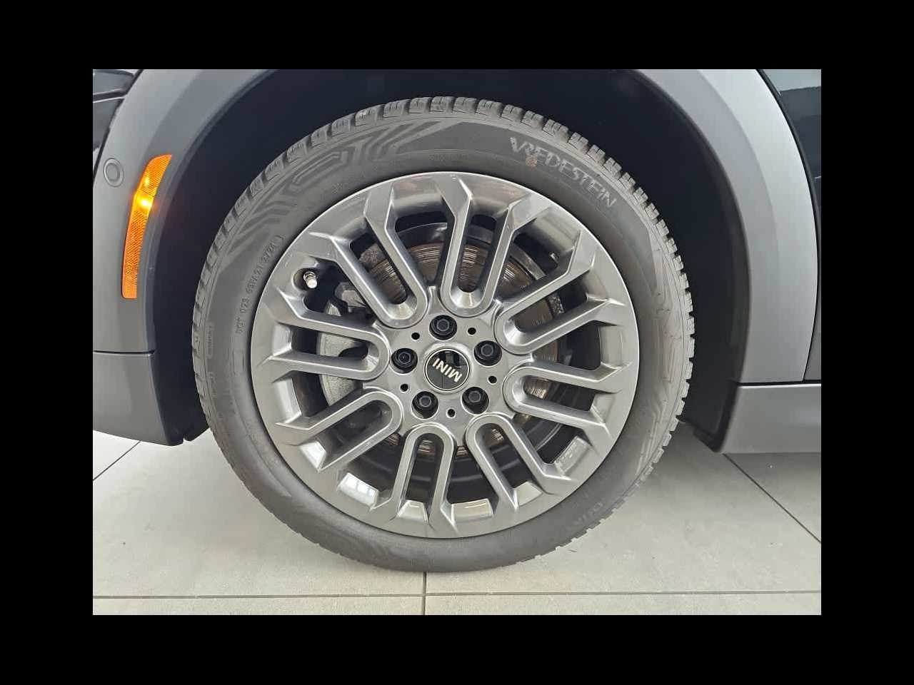 2025 MINI HARDTOP 2 DOOR C Signature Trim FWD