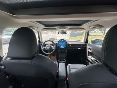 2025 MINI HARDTOP 2 DOOR SIGNATURE PLUS