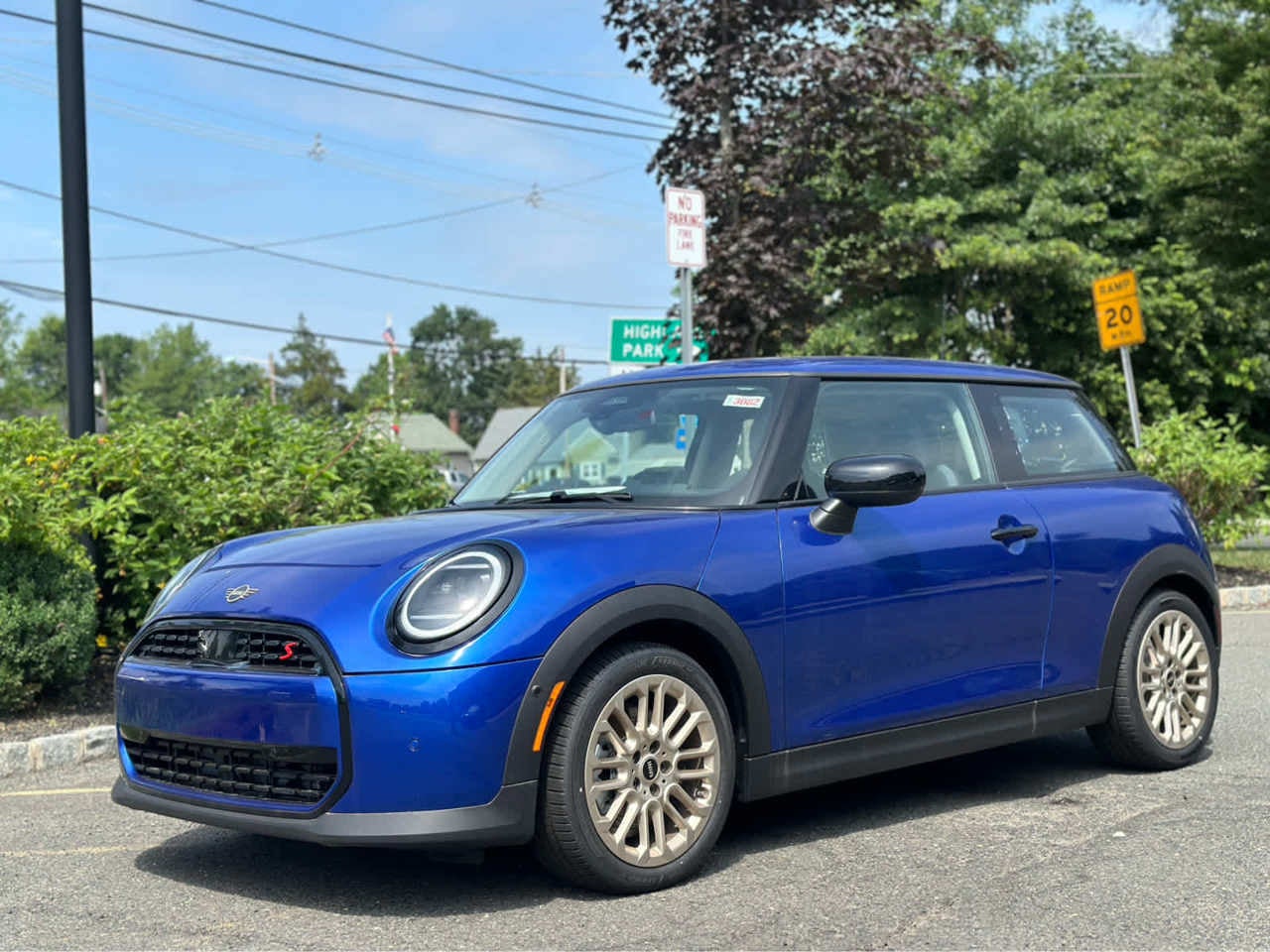 2025 MINI HARDTOP 2 DOOR SIGNATURE PLUS