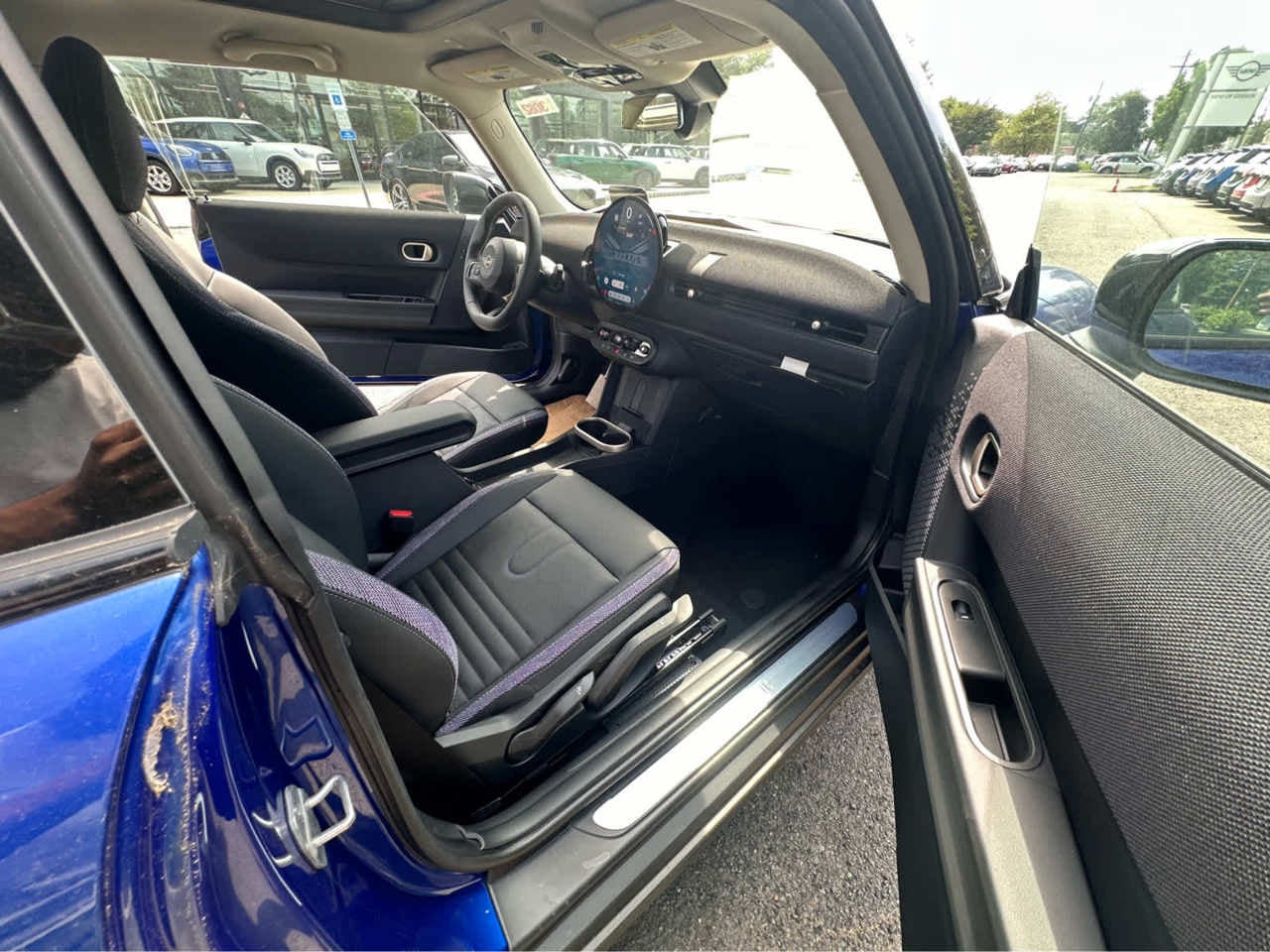 2025 MINI HARDTOP 2 DOOR SIGNATURE PLUS