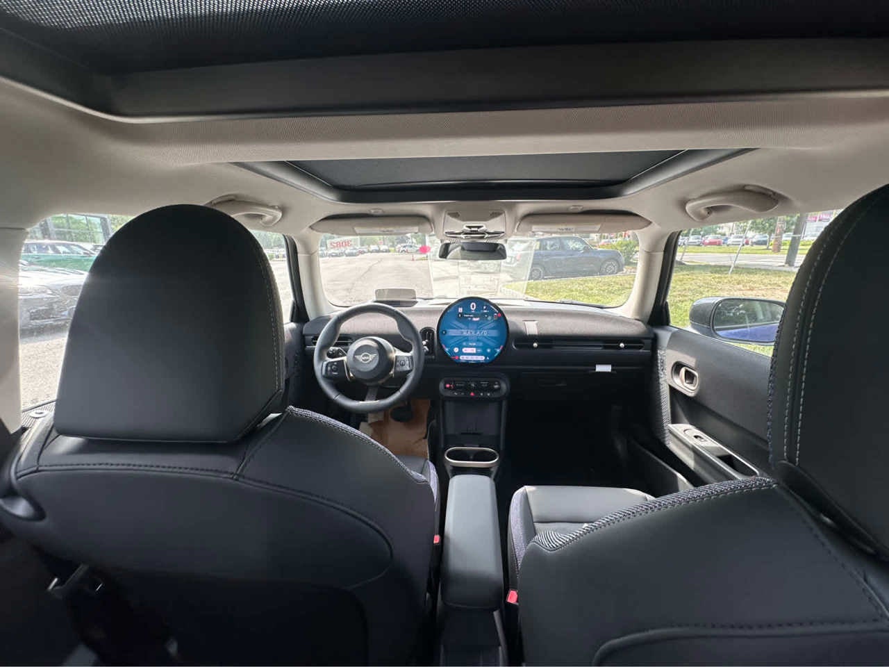 2025 MINI HARDTOP 2 DOOR SIGNATURE PLUS