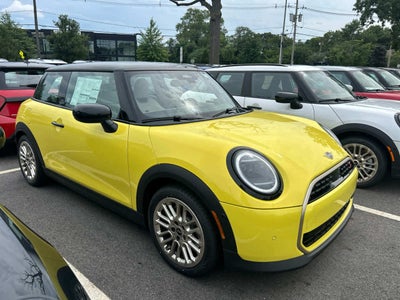 2025 MINI HARDTOP 2 DOOR SIGNATURE PLUS