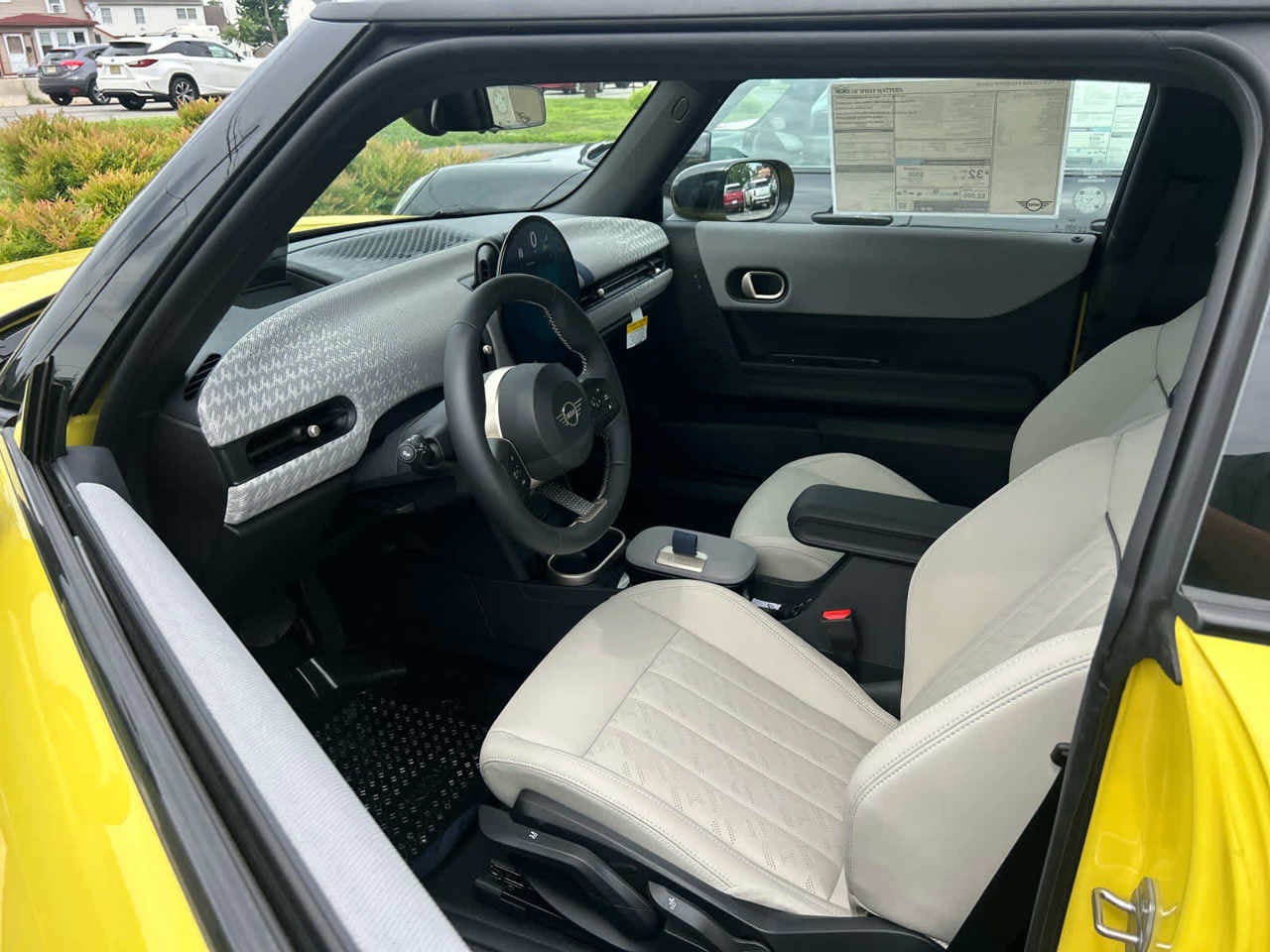 2025 MINI HARDTOP 2 DOOR SIGNATURE PLUS