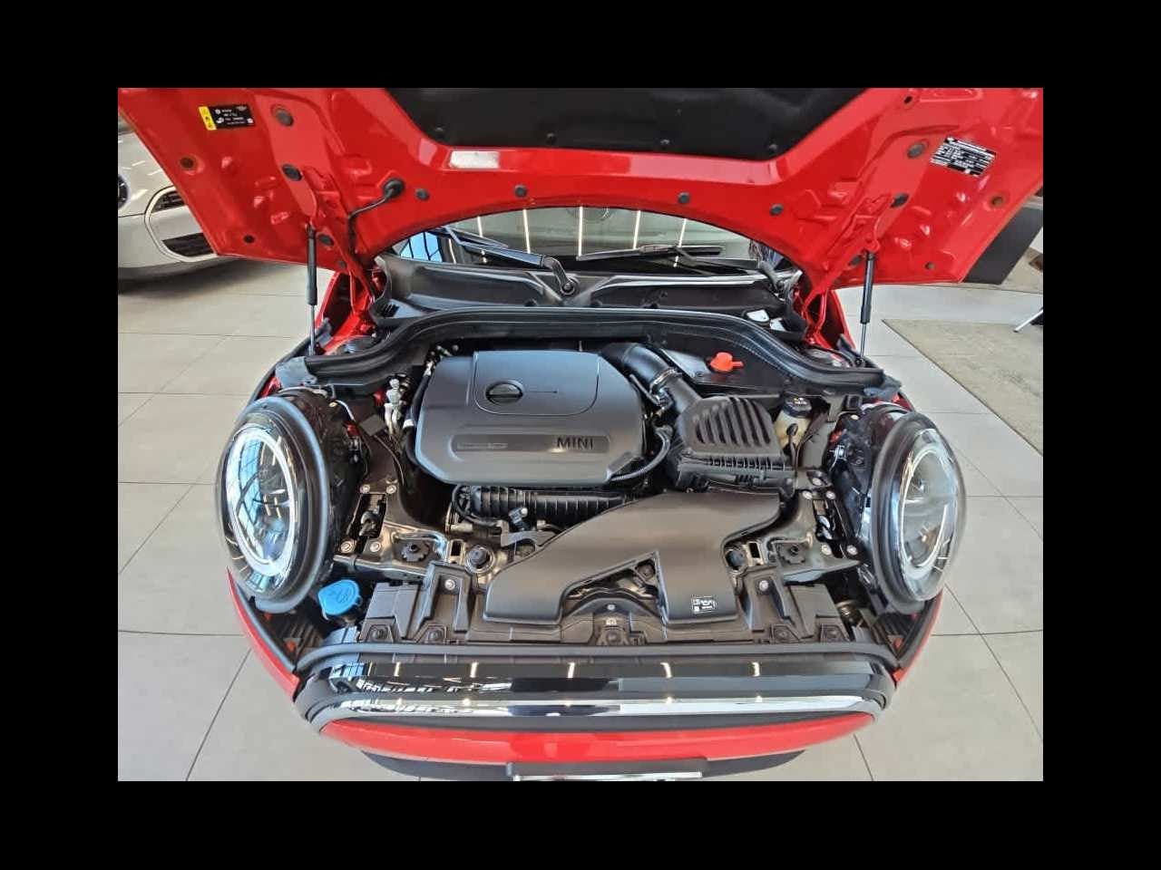 2024 MINI HARDTOP 2 DOOR Cooper FWD