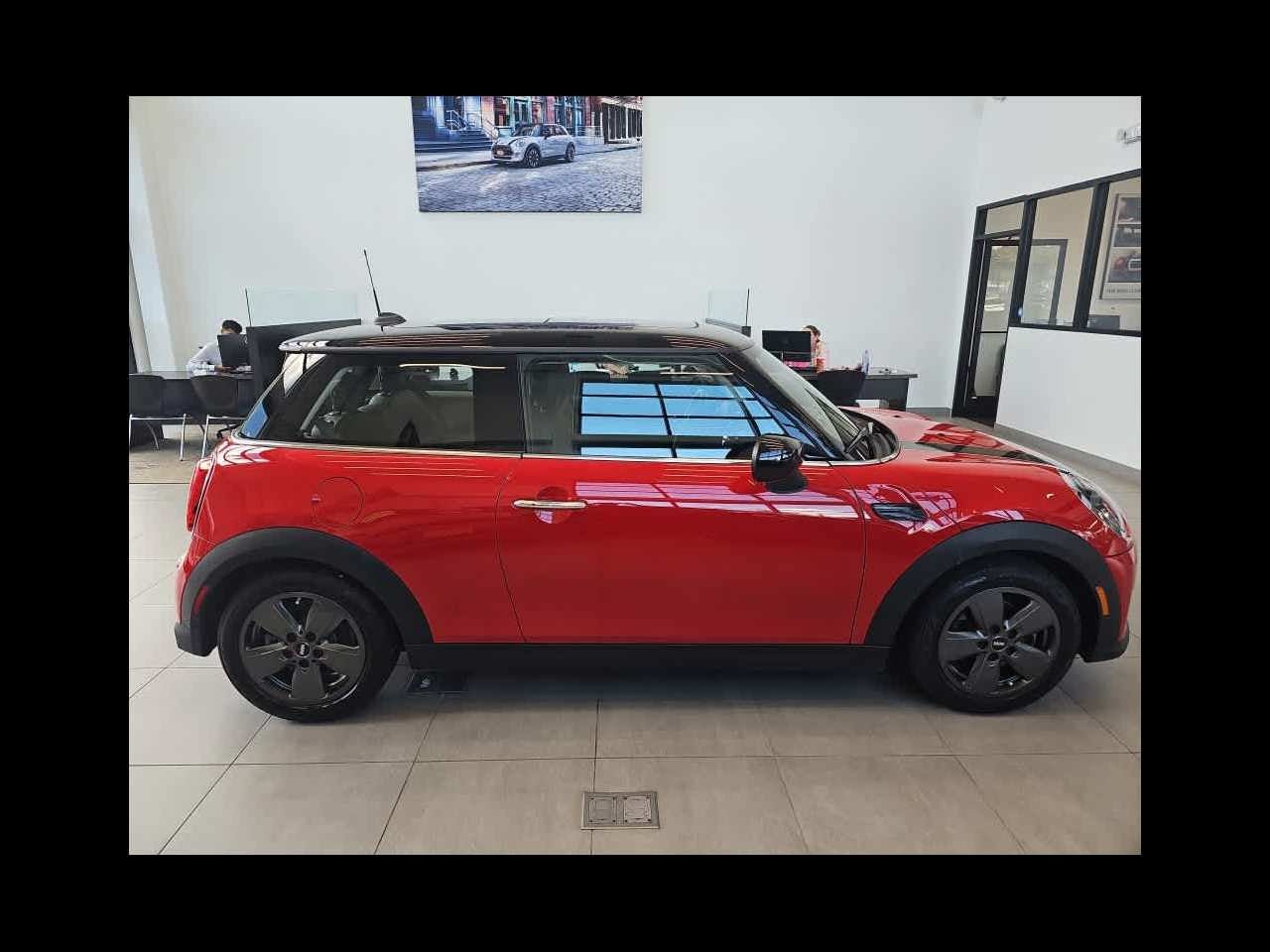 2024 MINI HARDTOP 2 DOOR Cooper FWD