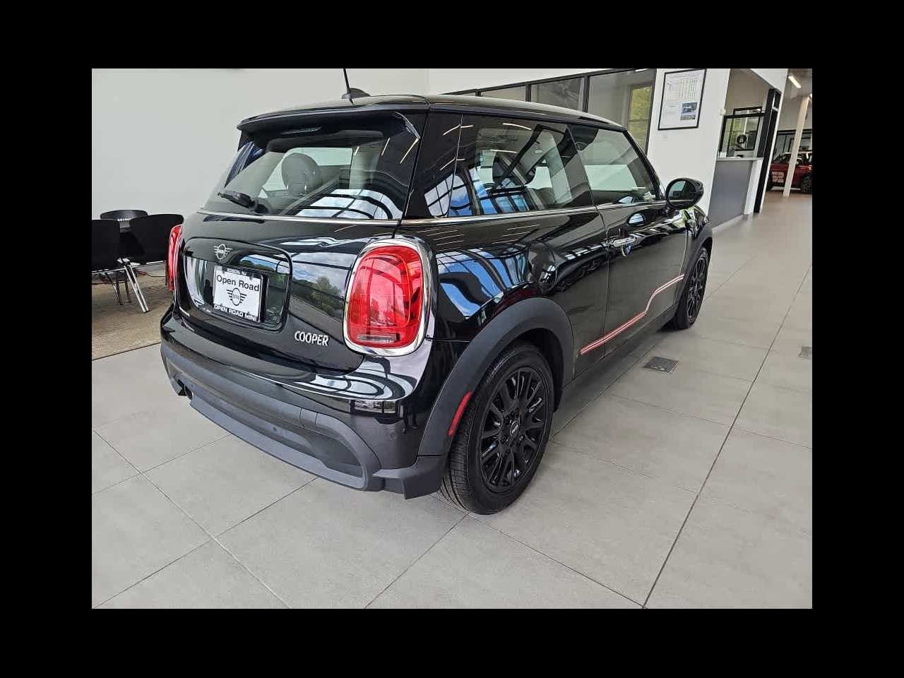 2023 MINI HARDTOP 2 DOOR Cooper FWD