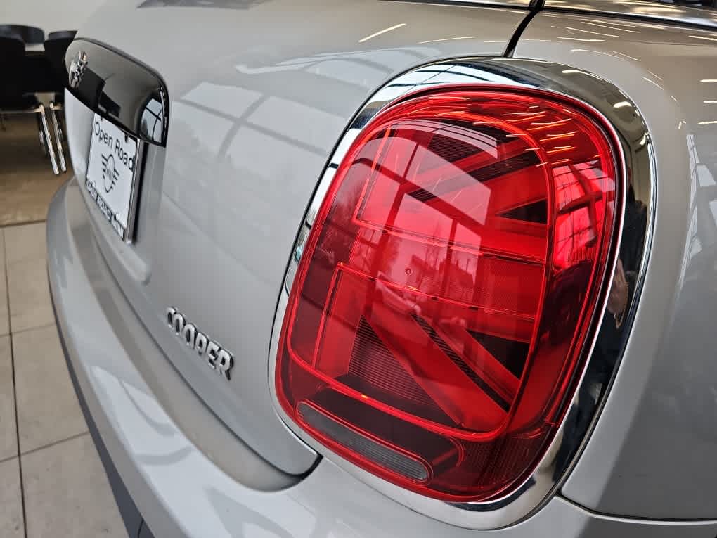 2024 MINI HARDTOP 2 DOOR Cooper FWD