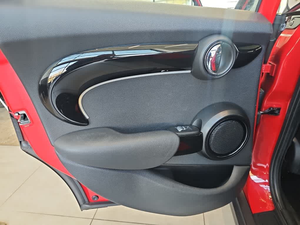 2023 MINI HARDTOP 4 DOOR Cooper FWD