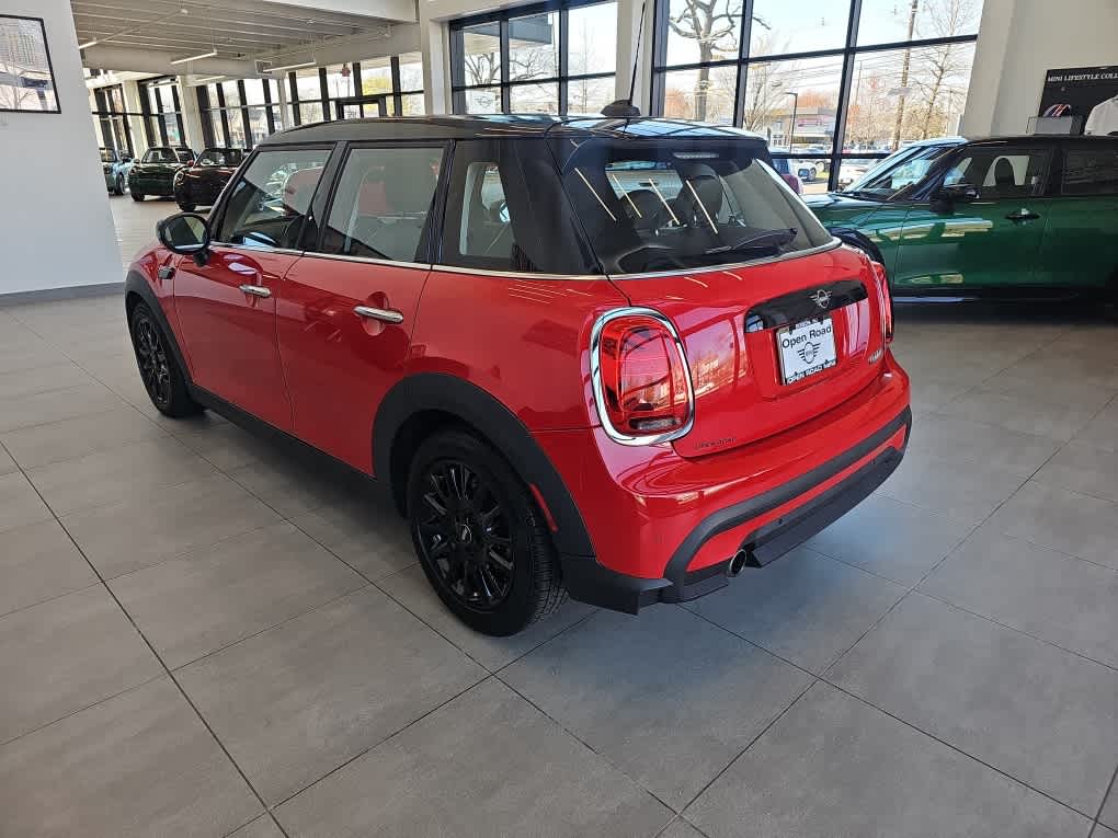 2023 MINI HARDTOP 4 DOOR Cooper FWD
