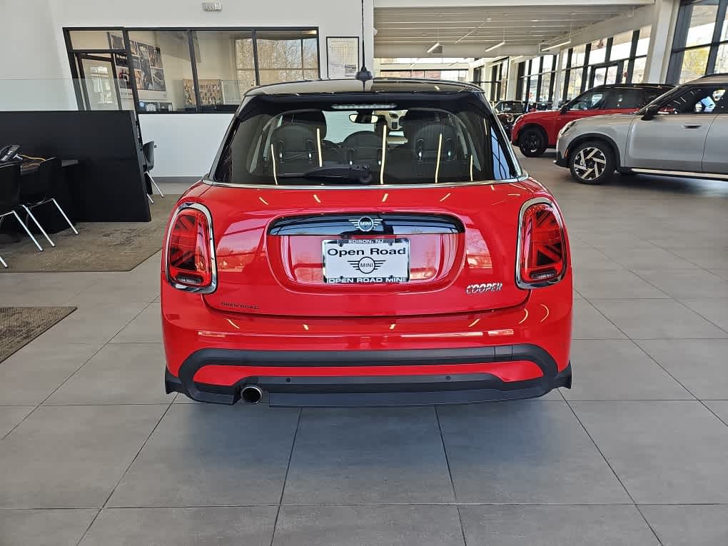 2023 MINI HARDTOP 4 DOOR Cooper FWD
