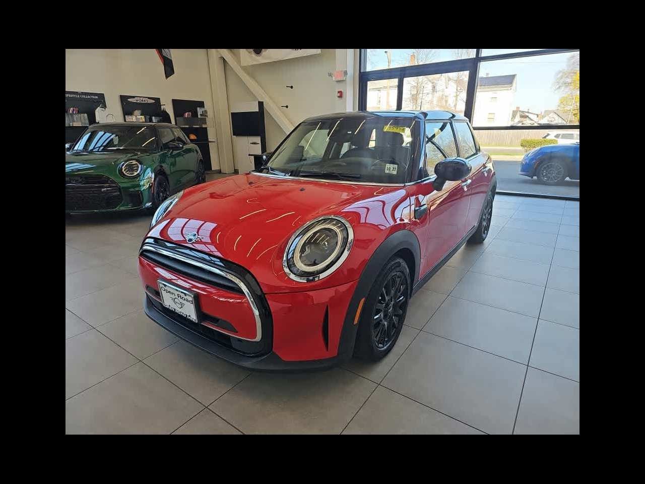 2023 MINI HARDTOP 4 DOOR Cooper FWD
