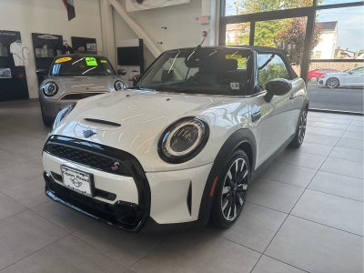 2024 MINI CONVERTIBLE SIGNATURE